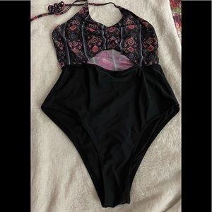 One piece swimsuit